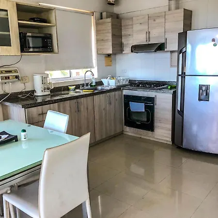 Hermoso Apartamento Con Vista Al Mar Apartamento *